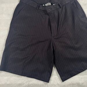 Mens Black and White lone Cypress by Pebble Beach size 36 Golf Shorts